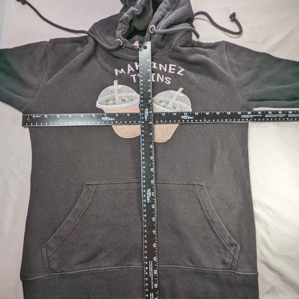 Martinez Twins Concert Hoodie Medium - Picture 2 of 9